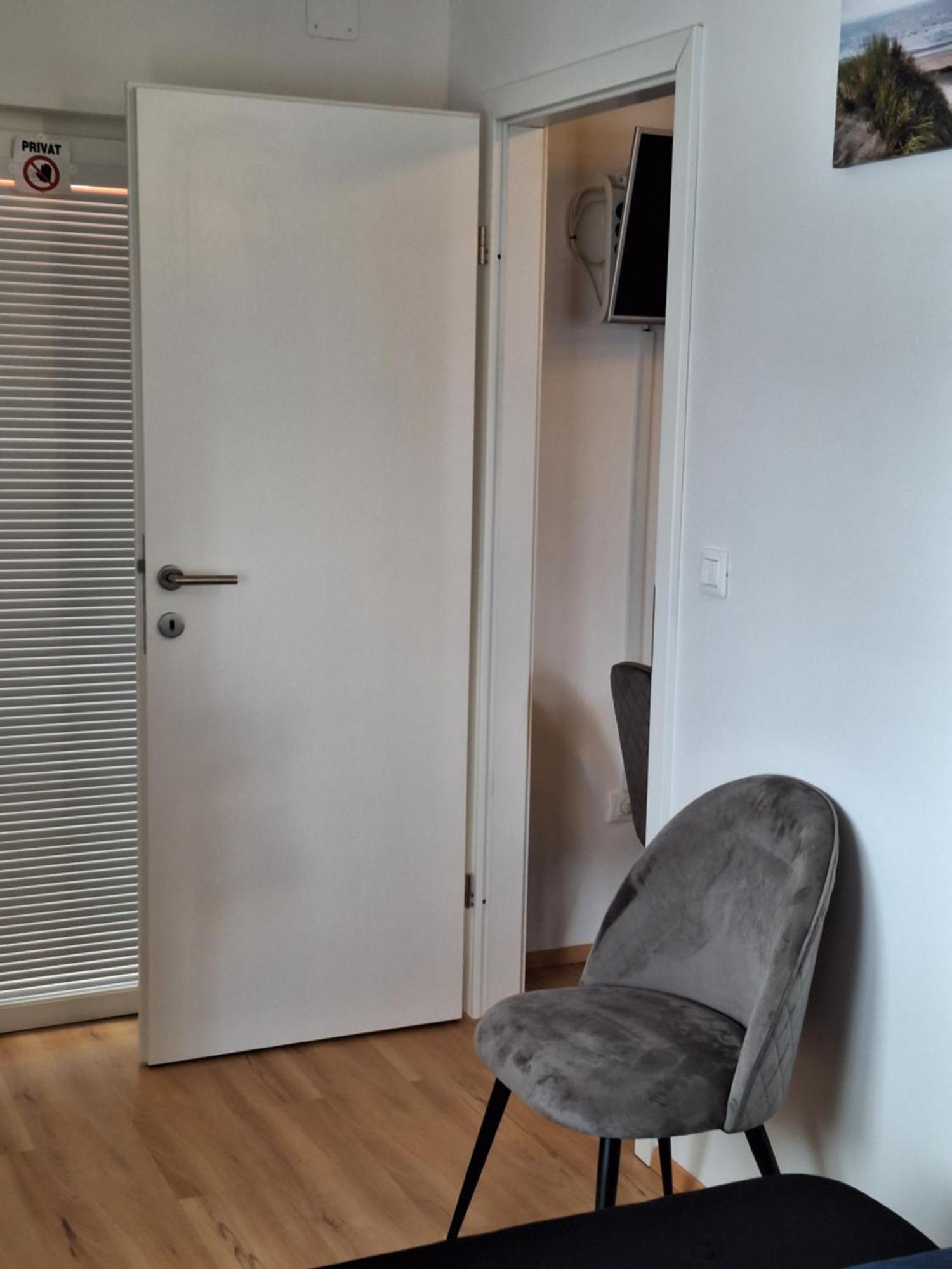 Apartment Dorina Buje Exterior foto